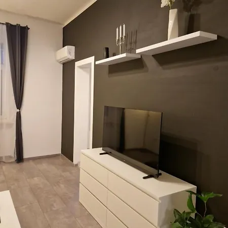 Toni Apartment *